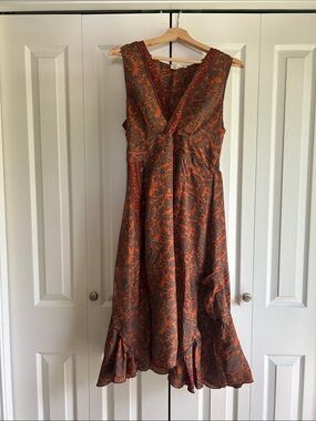 Sleeveless Orange Floral V-Neck Midi Dress